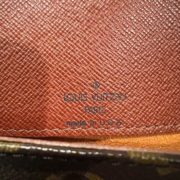 Louis Vuitton Monogram Musette Salsa PM Shoulder Bag w/ Dust Bag - Picture 4 of 11